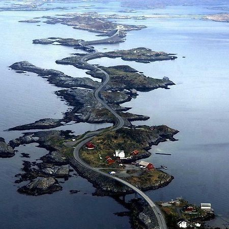 Leite Gard Near Atlantic Road In Hustadvika Lyngstad Ngoại thất bức ảnh